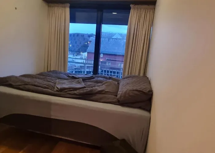 The Seaview Suite - Tromso Harbour!