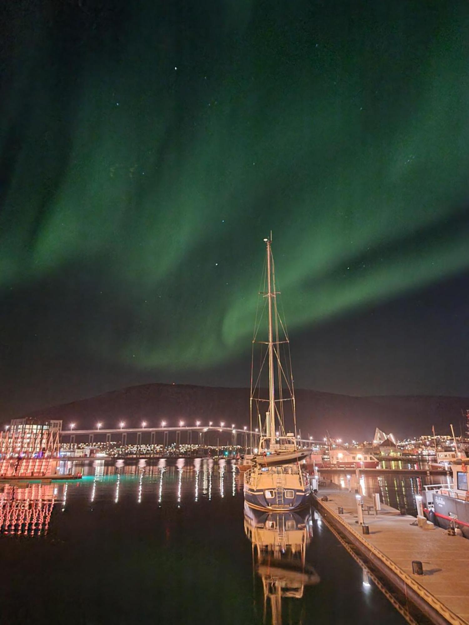 The Seaview - Harbour! Апартаменты Тромсё